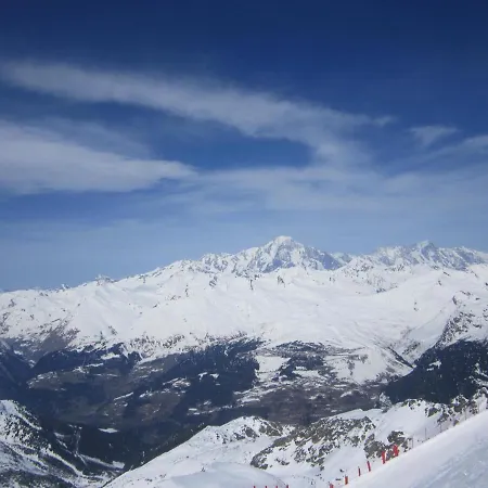 Petit Mont Blanc Lodge